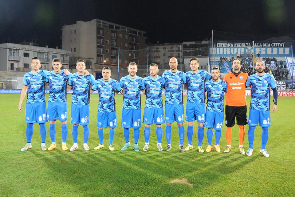 2015-16 nuova maglia