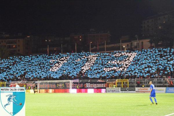Immagine tifosi pz 2