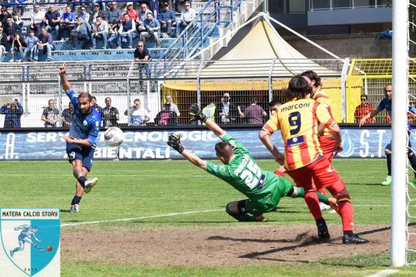 negro gol matera