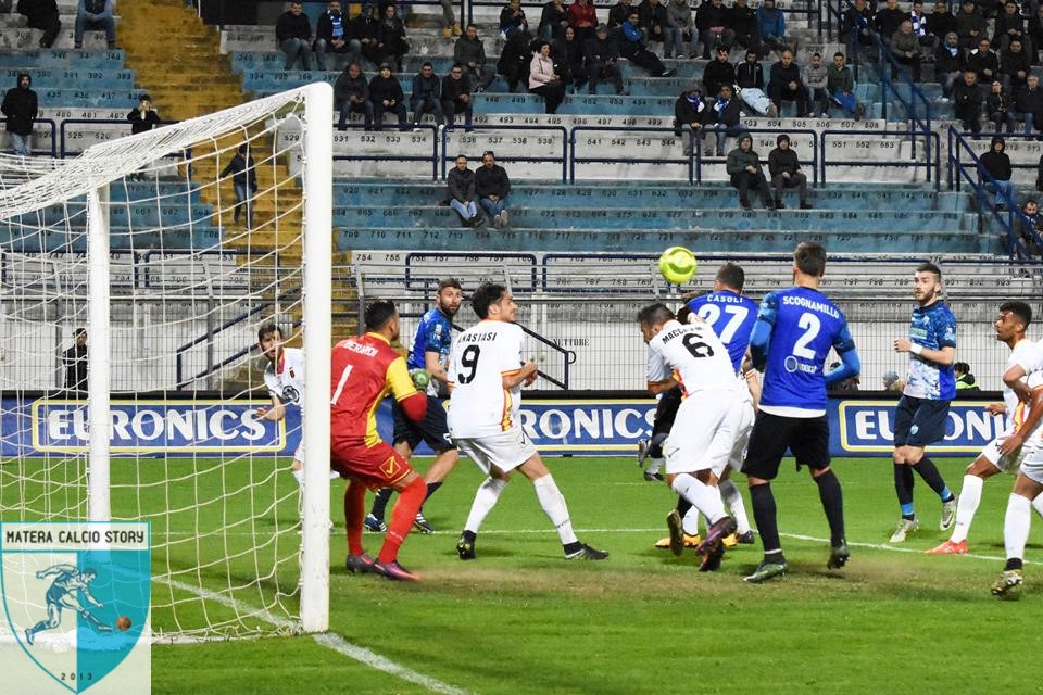 DSC 9380 GOL 4 1 CASOLI